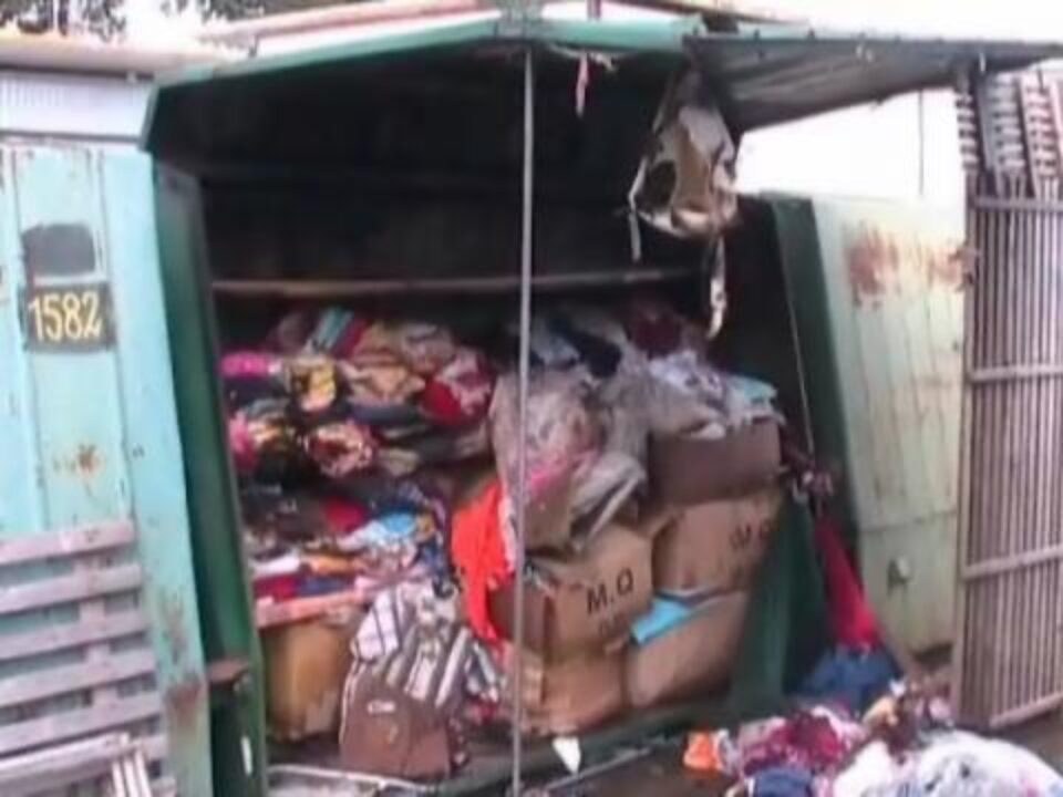 Intervenție pompieri: Incendiu la un chioșc din bazar, din cauza unui scurtcircuit electric