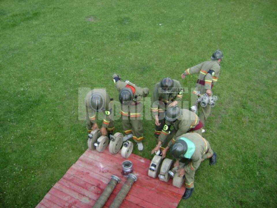 Concursuri profesionale: ISU Suceava și-a desemnat cei mai buni pompieri voluntari din județ