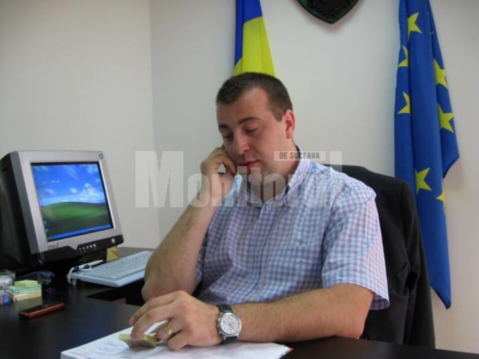 Lucian Harșovschi, decis sa amendeze firmele care fac mizerie în oraș Lucian Harșovschi, decis sa amendeze firmele care fac mizerie în oraș