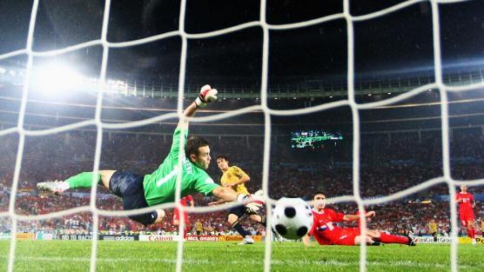 Spaniolii au câștigat meritat jocul Rusia și au obținut biletele pentru marea finală de mâine seară