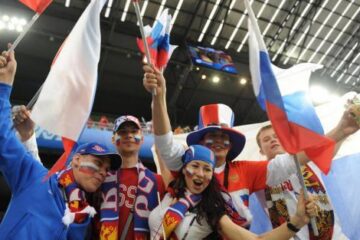 Rusia și fanii ei, pata de culoare și surpriza de la Euro 2008 Rusia și fanii ei, pata de culoare și surpriza de la Euro 2008