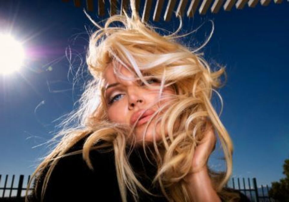 Părul blond, la modă în vara acestui an. Foto: CORBIS