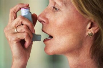 Dacă inhalatorul e folosit incorect, bolnavul nu primește doza corectă de tratament. Foto: CREATAS