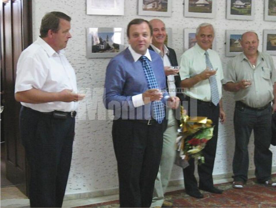 Aniversare: Președintele CJ și-a sărbătorit ziua de naștere alături de salariați
