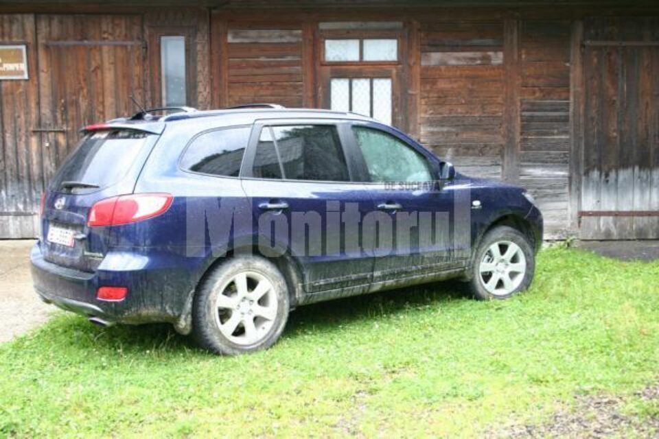 În autoturismul de teren găsit abandonat, polițiștii au dat peste biletul de adio