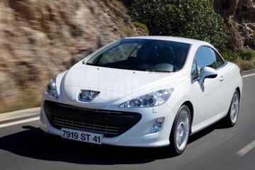 308 CC va debuta în octombrie la Salonul Auto de la Paris