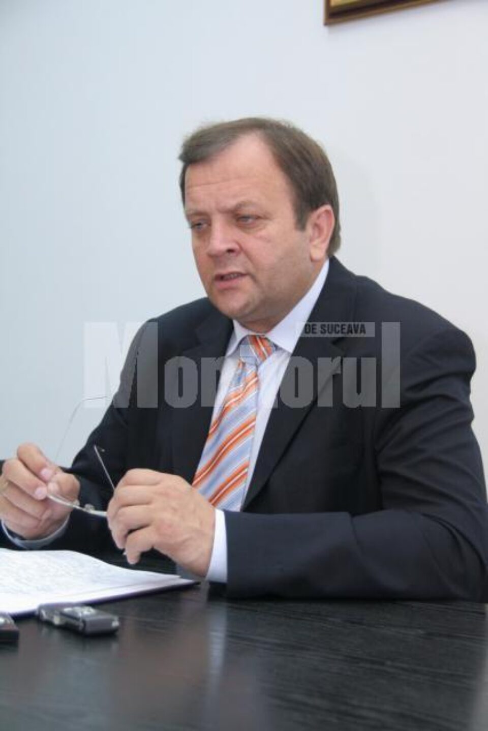Reamenajări: Spațiu de conferințe în curtea interioară a Palatului Administrativ