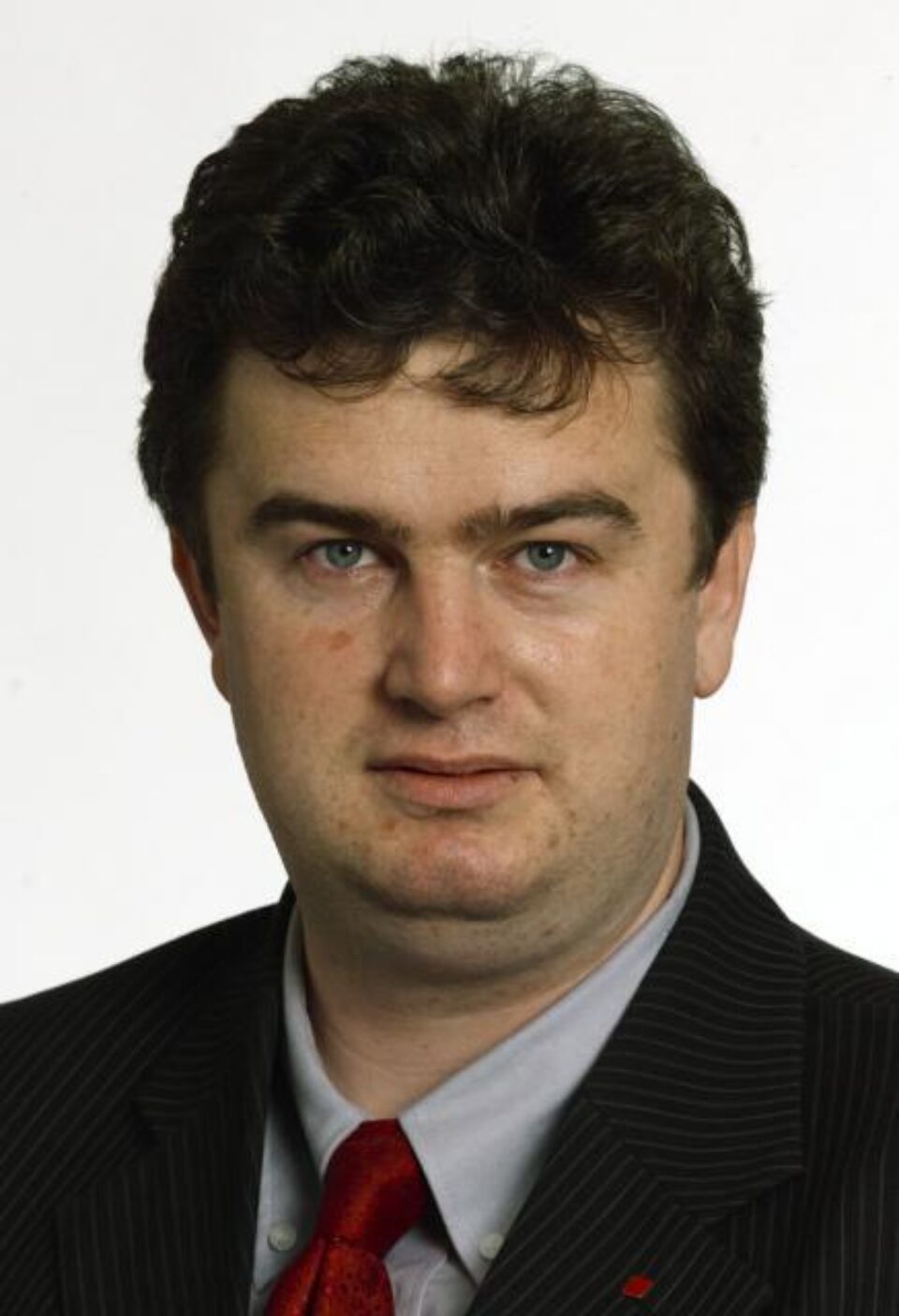 Comunicat de presă: Cătălin Nechifor interpelează Comisia Europeană privind cota de lapte, în contextul depopulării zonelor de munte