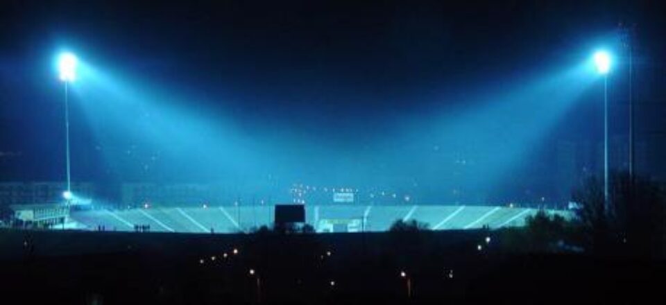 Lucșii au invadat stadioanele României