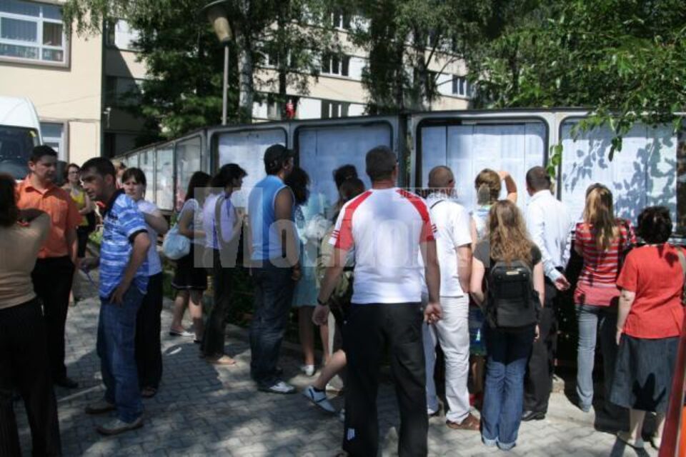 Pentru titularizare, minim nota șapte Pentru titularizare, minim nota șapte