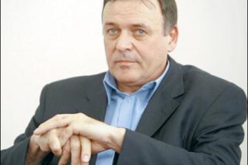 Secretarul general al LPF, Valentin Alexandru, a declarat, luni, într-o conferință de presă organizată la sfârșitul Adunării Generale, că arbitrii care vor oficia în viitoarea ediție a Ligii I vor fi delegați de Comisia Centrală a Arbitrilor (CCA)