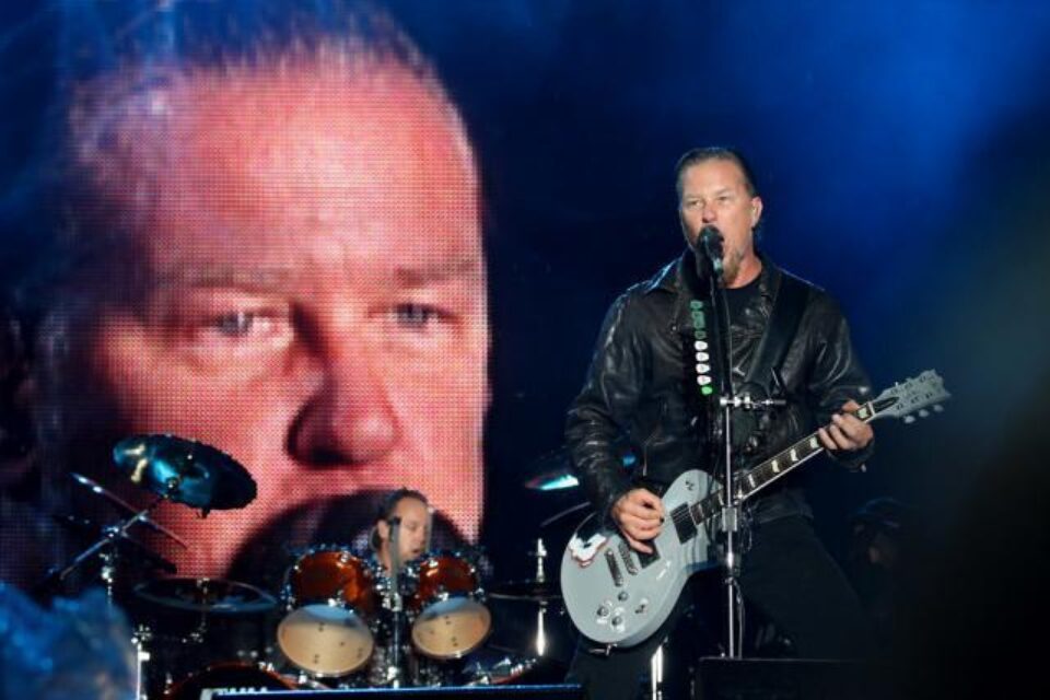 Vocalistul trupei Metallica, James Hetfield Foto: MEDIAFAX