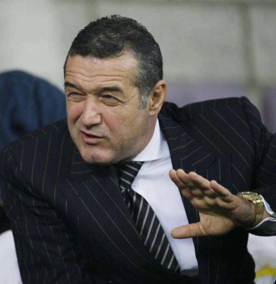 Gigi Becali: „Mircea Sandu trebuie schimbat”