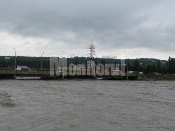 Municipiul Suceava: Podurile peste râul Suceava, în pericol de prăbușire