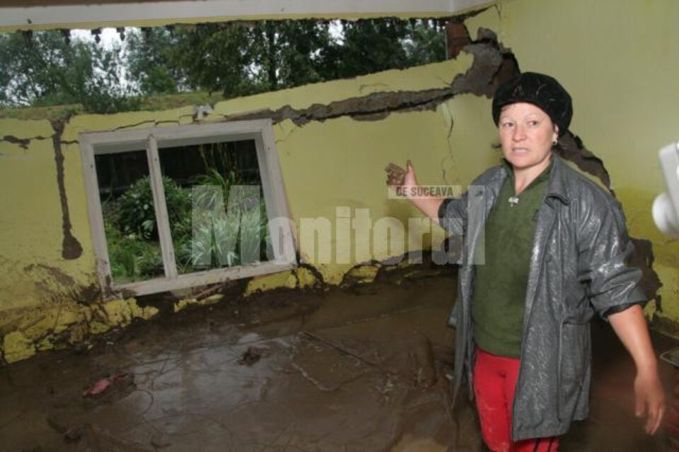 Casa Doinei Voiasciuc stă să se prăbușească din clipă în clipă