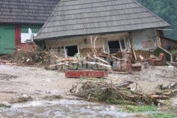 Atât a mai rămas din casa lui Gheorghe și Eugenia Stolerciuc