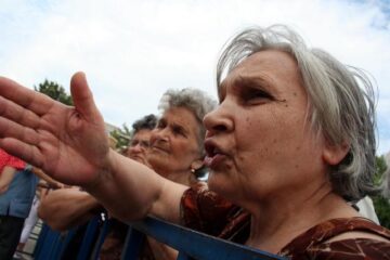 Pensionarii vor ca pensiile să fie majorate în septembrie. Foto: Nicu MIRCEA - MEDIAFAX