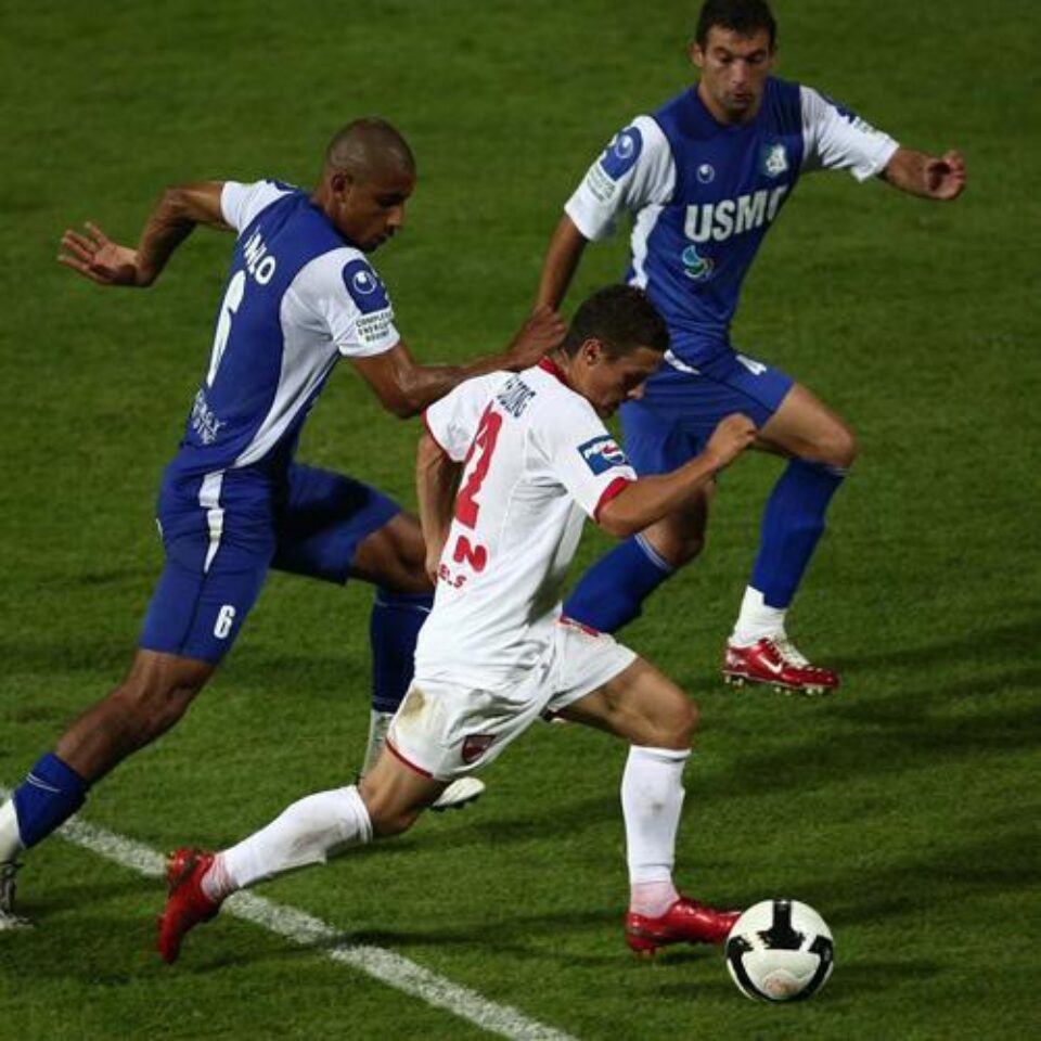 Dinamo s-a întors de la Târgu Jiu doar cu un punct