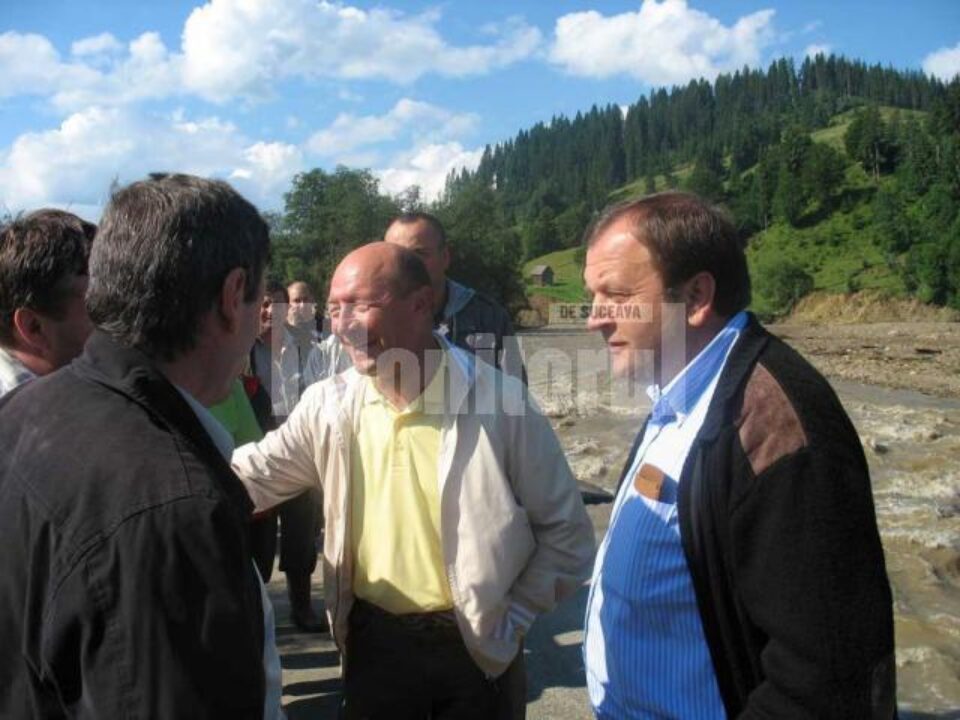 „Înjurătura prezidențială”: PSD așteaptă scuze de la Traian Băsescu pentru umilirea primarului din Sucevița