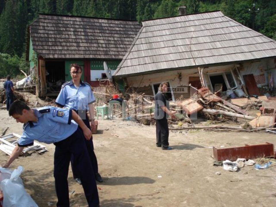 Campanie umanitară: 9000 de lei, donați de cadrele IPJ Suceava pentru sinistrați