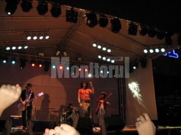 Hara a făcut un concert de zile mari