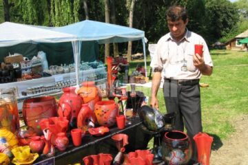 Meșterul sticlar Dan Bordianu, unul din laureații ediției din acest an