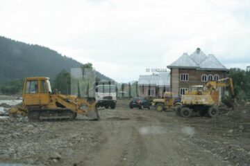 Utilajele care lucrează la Ulma, lăsate fără motorină de către hoți