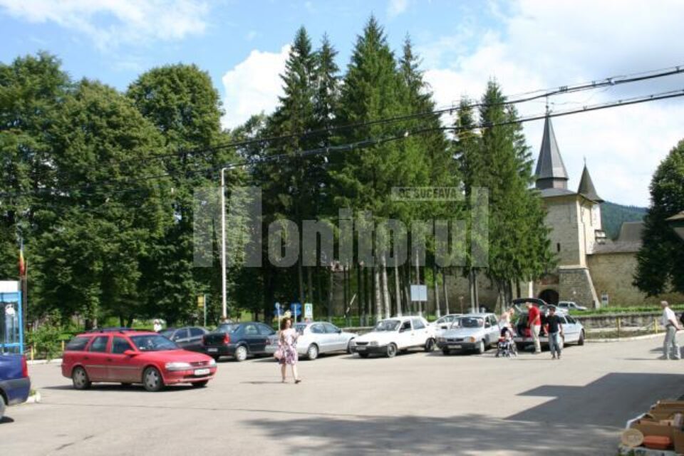 Zona Mănăstirii Sucevița și parcarea din fața lăcașului de cult, păzite prin 8 camere de supraveghere