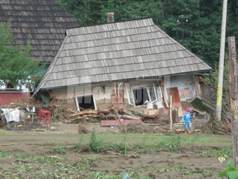 Sprijin: Deliberativul județean a aprobat ajutoare financiare pentru reconstrucția caselor