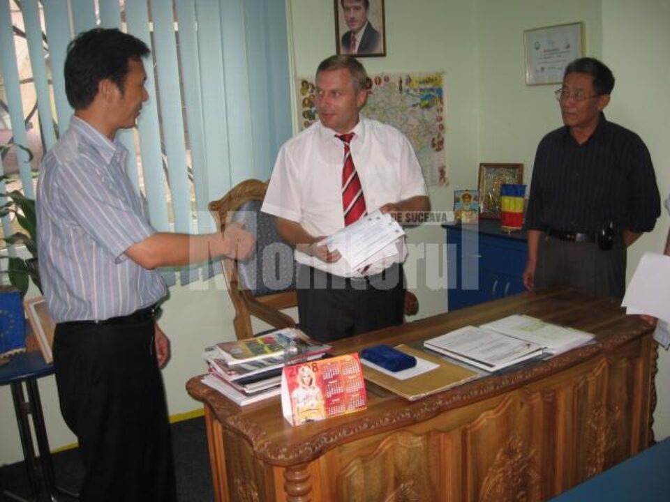 Dumitru Morhan a semnat un contract de asociere cu AMNYC Group Corporation New York