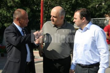 Prefectul Alexandru Băișanu, Subsecretarul de stat în Ministerul Sănătății Raed Arafat și ministrul educației Cristian Adomniței