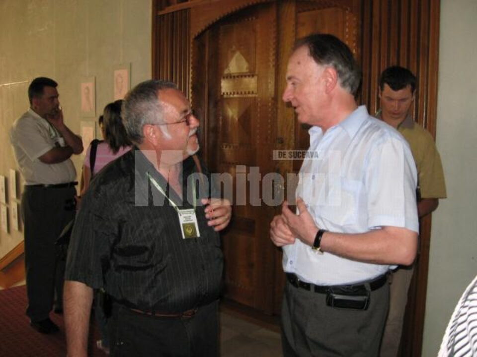 Menachem Falek, vicepreședintele Asociației Scriitorilor Evrei, și Directorul Pavel Blaj Menachem Falek, vicepreședintele Asociației Scriitorilor Evrei, și Directorul Pavel Blaj