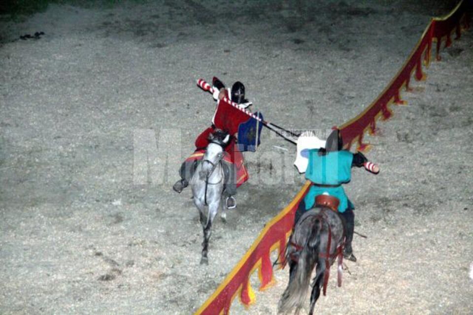 Turnirul medieval Cavalerul Alb, desfășurat sâmbătă seară la Cetate