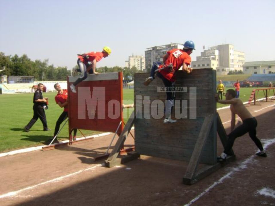 Concursuri profesionale: Pompierii suceveni, cei mai buni din zona Moldovei
