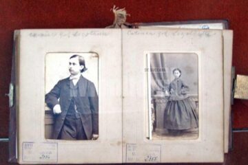 Albumul cu fotografiile lui Emanuel și Catinca Logothetti