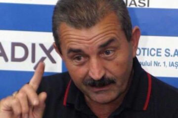 Incorigibil: Ionuț Popa: Le-am spus fotbaliștilor că trebuie să jucăm și împotriva arbitrilor