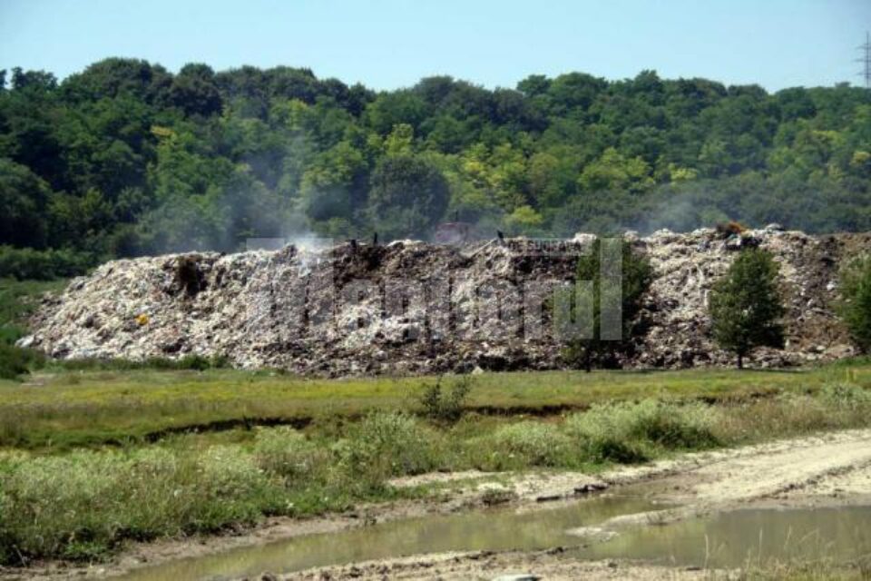 Municipiul Suceava produce cea mai mare cantitate de deșeuri menajere Municipiul Suceava produce cea mai mare cantitate de deșeuri menajere