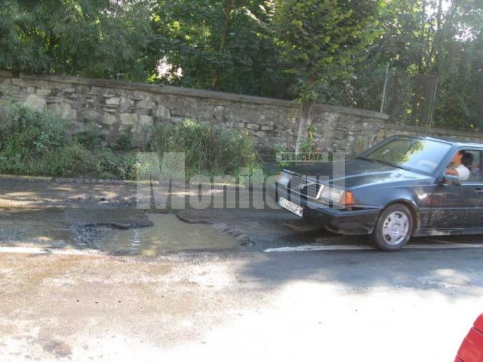 Groapa-capcană de pe strada Mitropoliei
