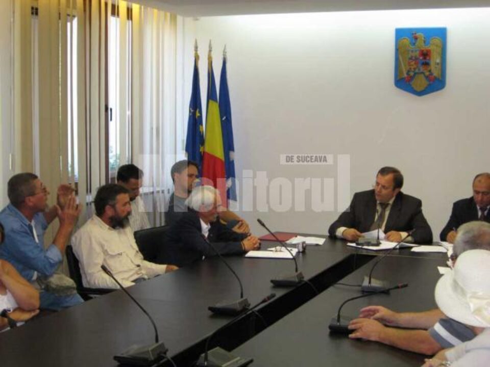 Flutur propune ca în fiecare pensiune din județ să existe un spațiu pentru produsele meșteșugărești Flutur propune ca în fiecare pensiune din județ să existe un spațiu pentru produsele meșteșugărești