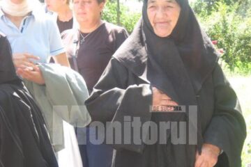 Maica Serafima, de opt decenii la Mănăstirea Războieni