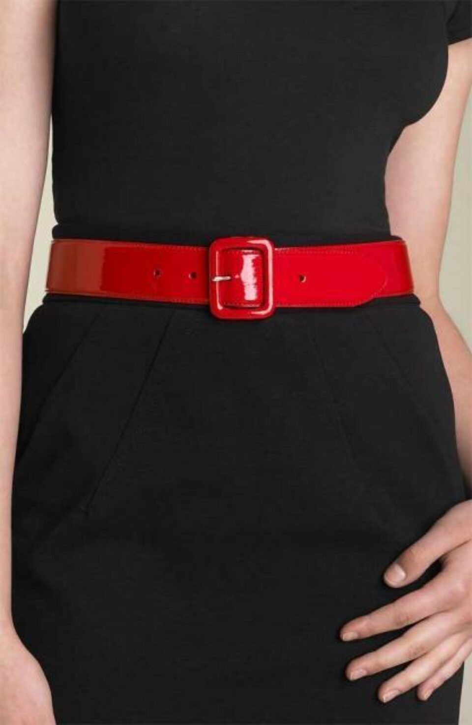 Curea din piele lăcuită cu cataramă dreptunghiulară, model Ralph Lauren Foto: NORDSTROM