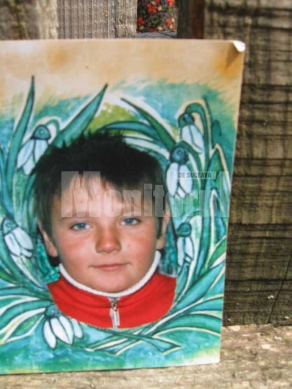 Fotografia lui Mihăiță, pe o felicitare adusă mamei de 8 Martie