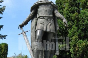Statuia voievodului Petru I Mușat