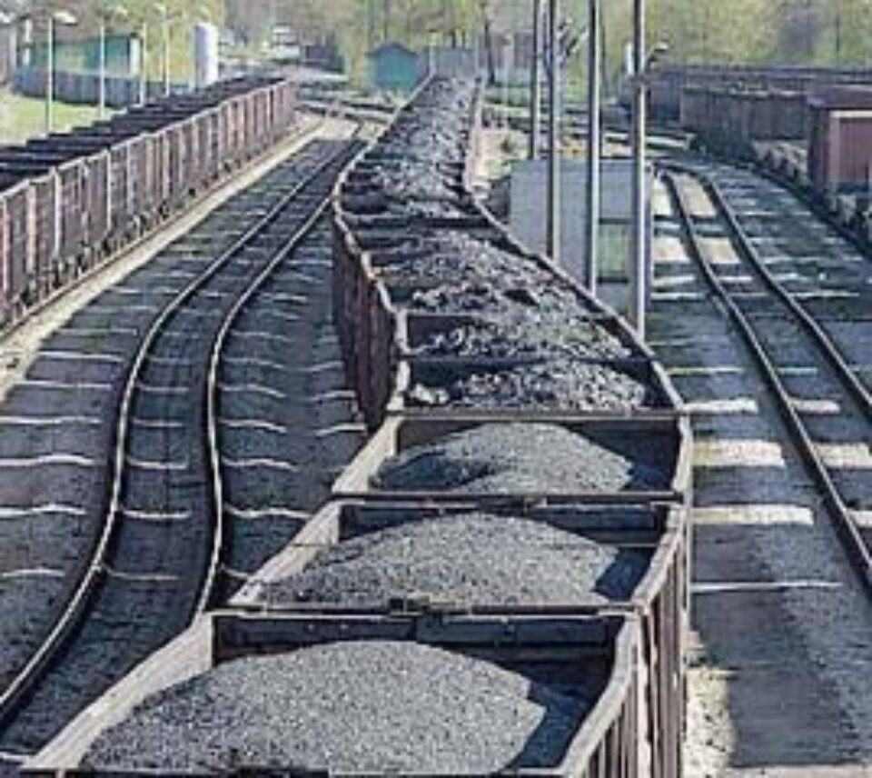 Prețul mult mai mare al cărbunelui, cauza scumpirii căldurii. Foto: stradaonline
