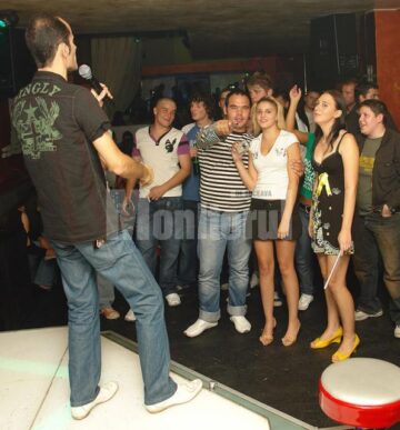 Competiție: Premiu de 1.000 de euro, oferit de Chagall Arena Glamour Club la un concurs karaoke