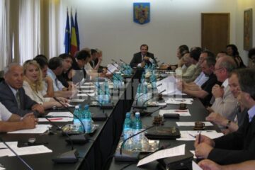 Aleșii județeni au aprobat noi ajutoare pentru sinistrați