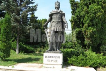 Monumentul lui Petru I Mușat