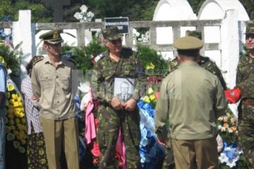 Colonelul (r) prof. inginer Vasile Năstăsescu a fost dus pe ultimul drum