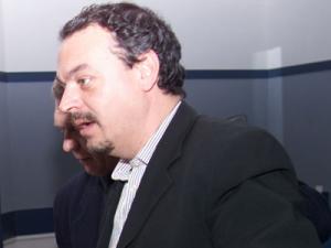 Claudio Zambon: „Dacă suporterii vor strânge bani, le dau palmaresul”. Foto: MEDIAFAX