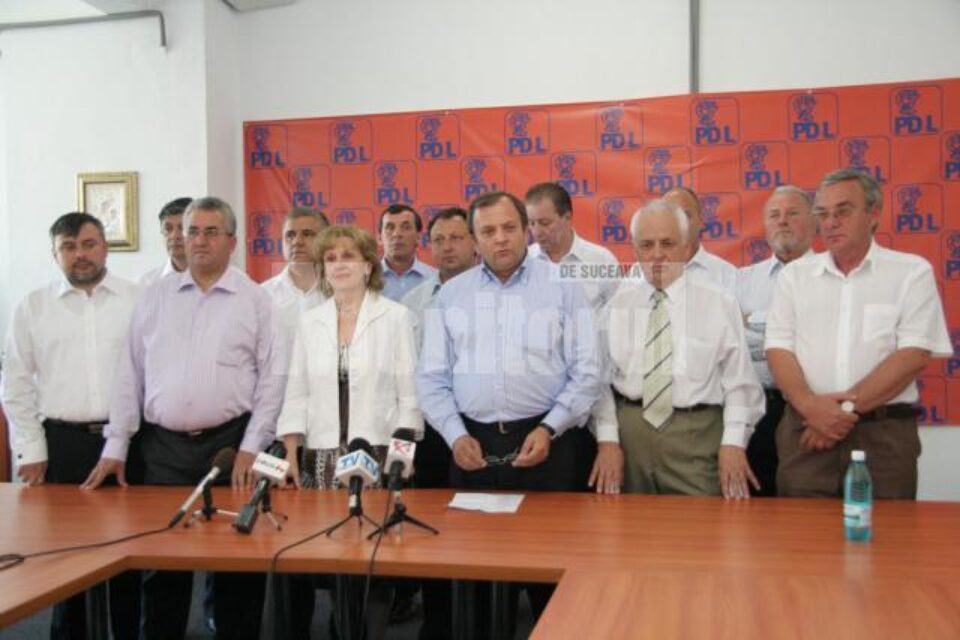 Democrat liberalii suceveni și-au prezentat ieri candidații pentru alegerile parlamentare